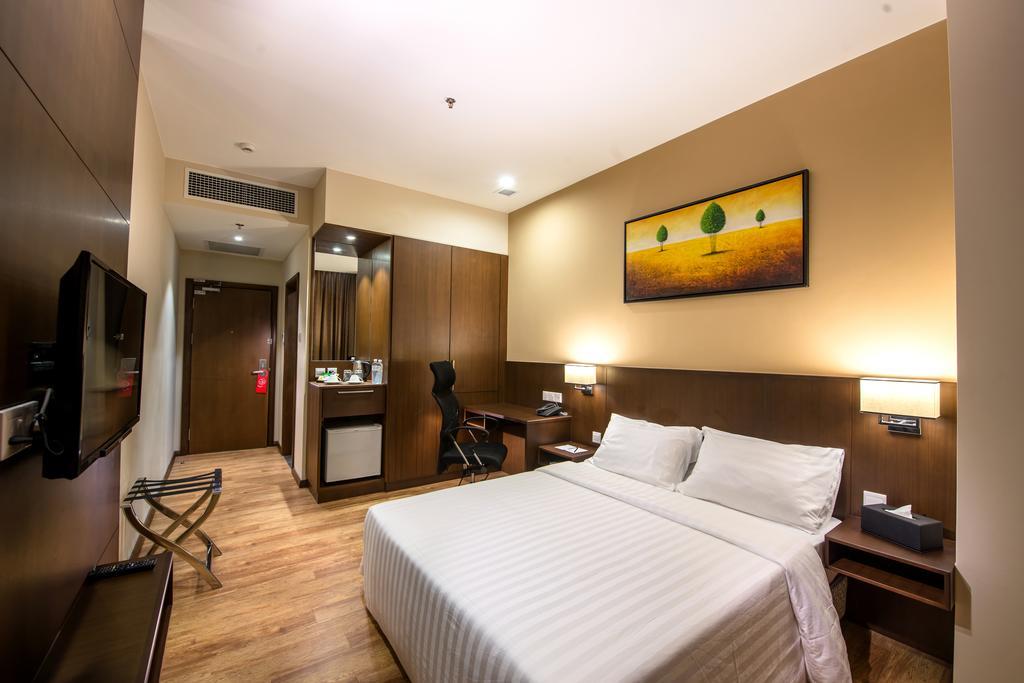 Keoja Hotel Kuala Belait Exteriör bild